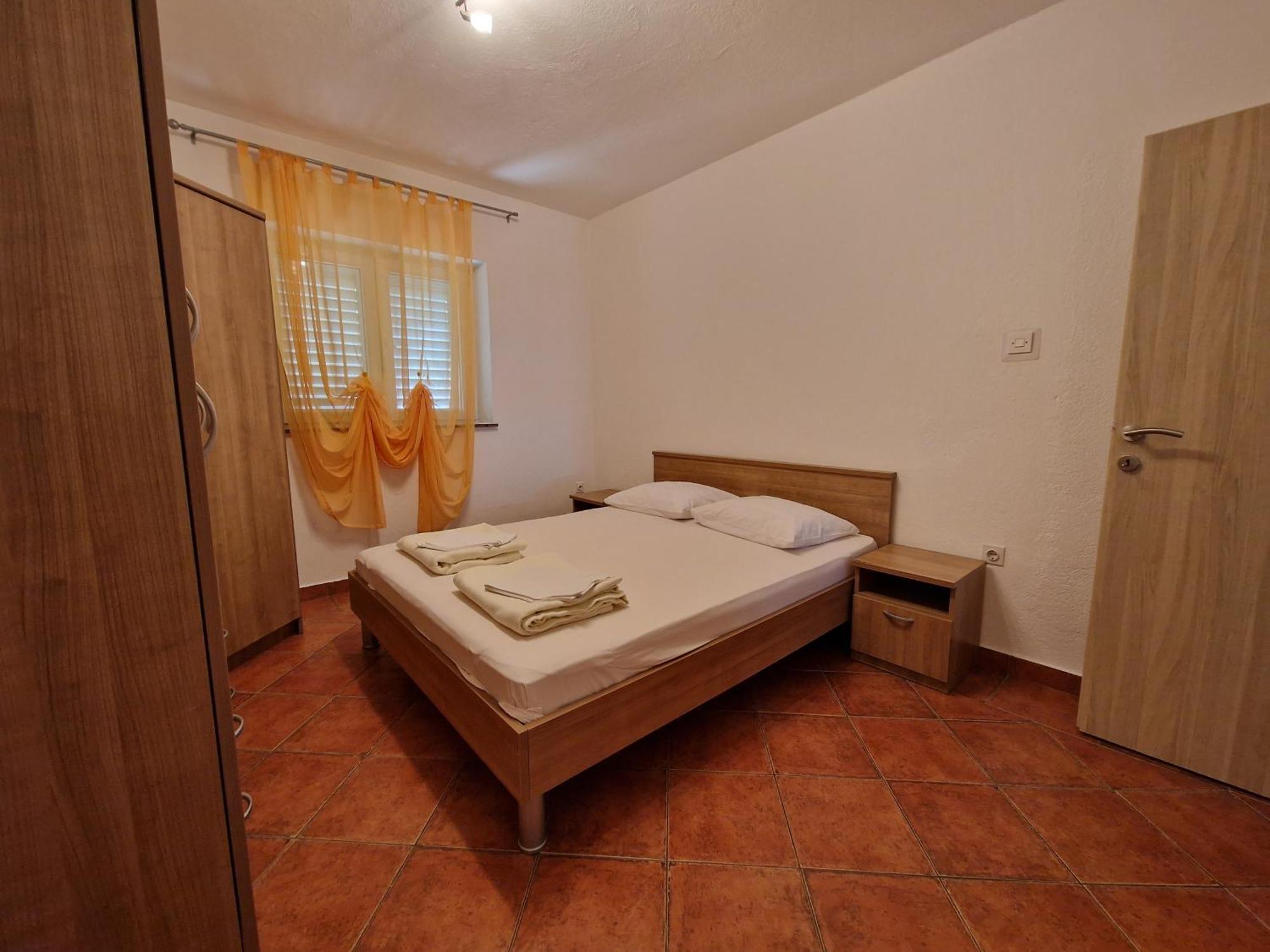 Apartments And Room Suza Senj  Phòng bức ảnh