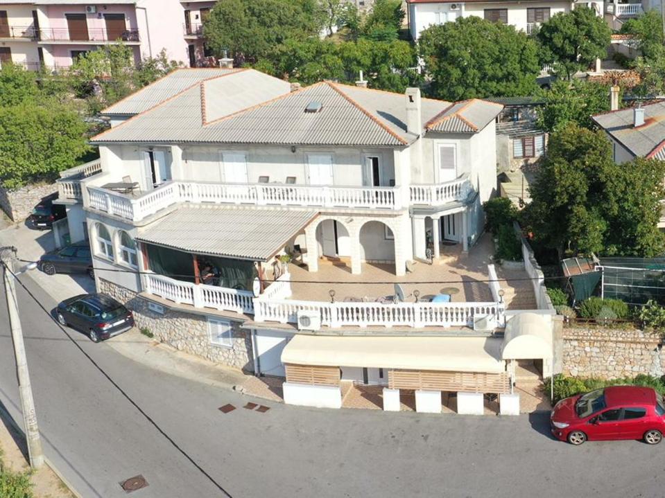 Apartments And Room Suza Senj  Ngoại thất bức ảnh