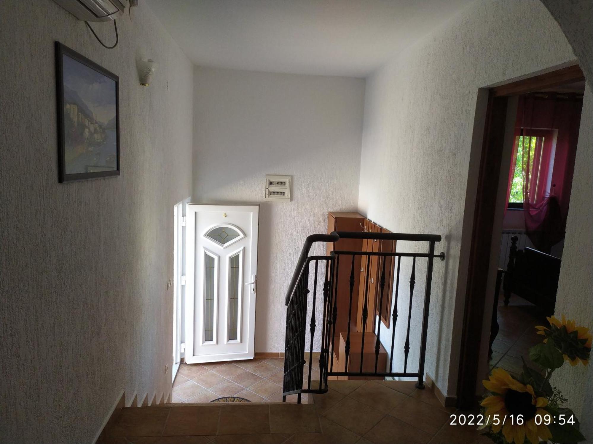 Apartments And Room Suza Senj  Ngoại thất bức ảnh