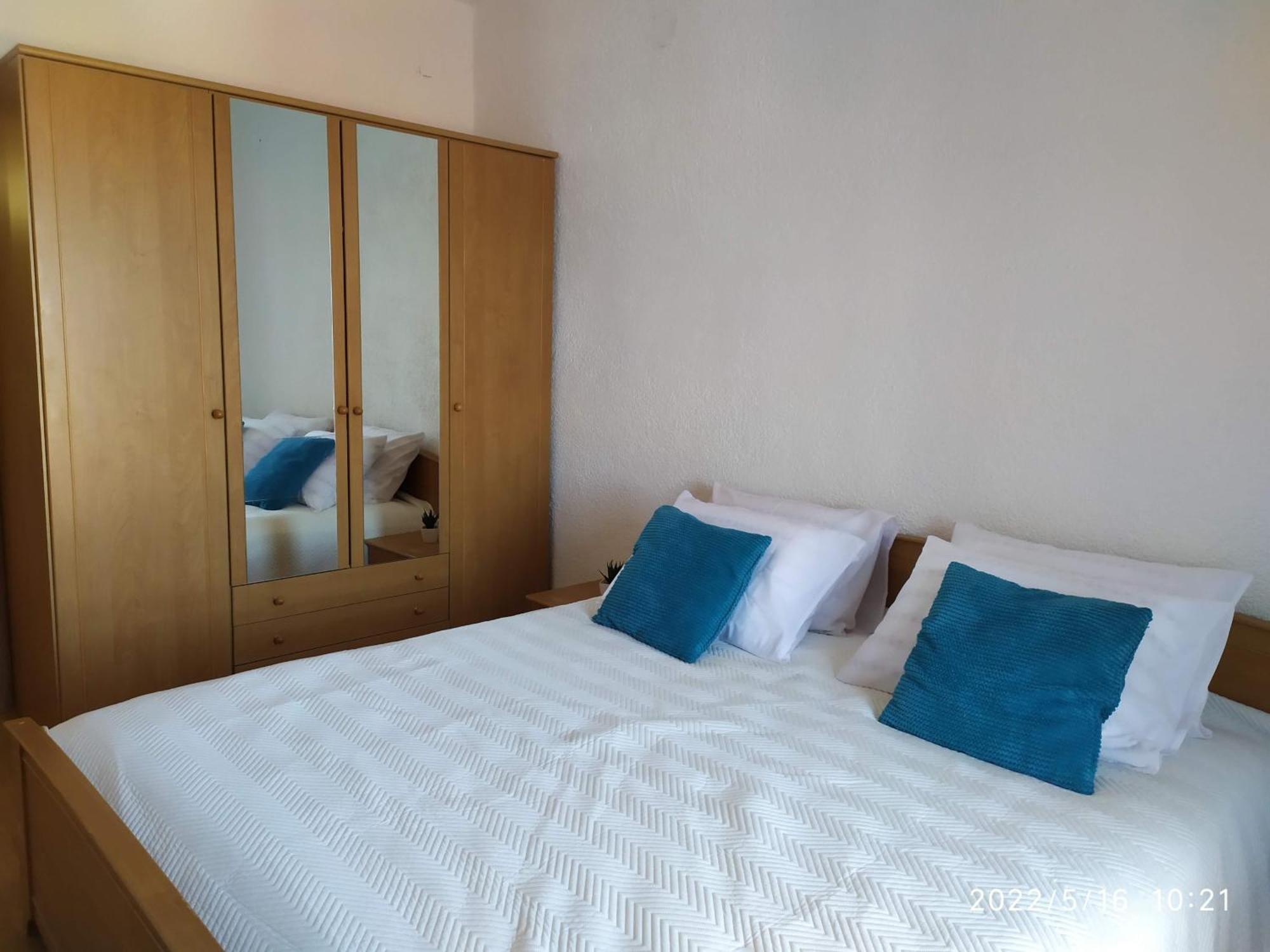 Apartments And Room Suza Senj  Ngoại thất bức ảnh